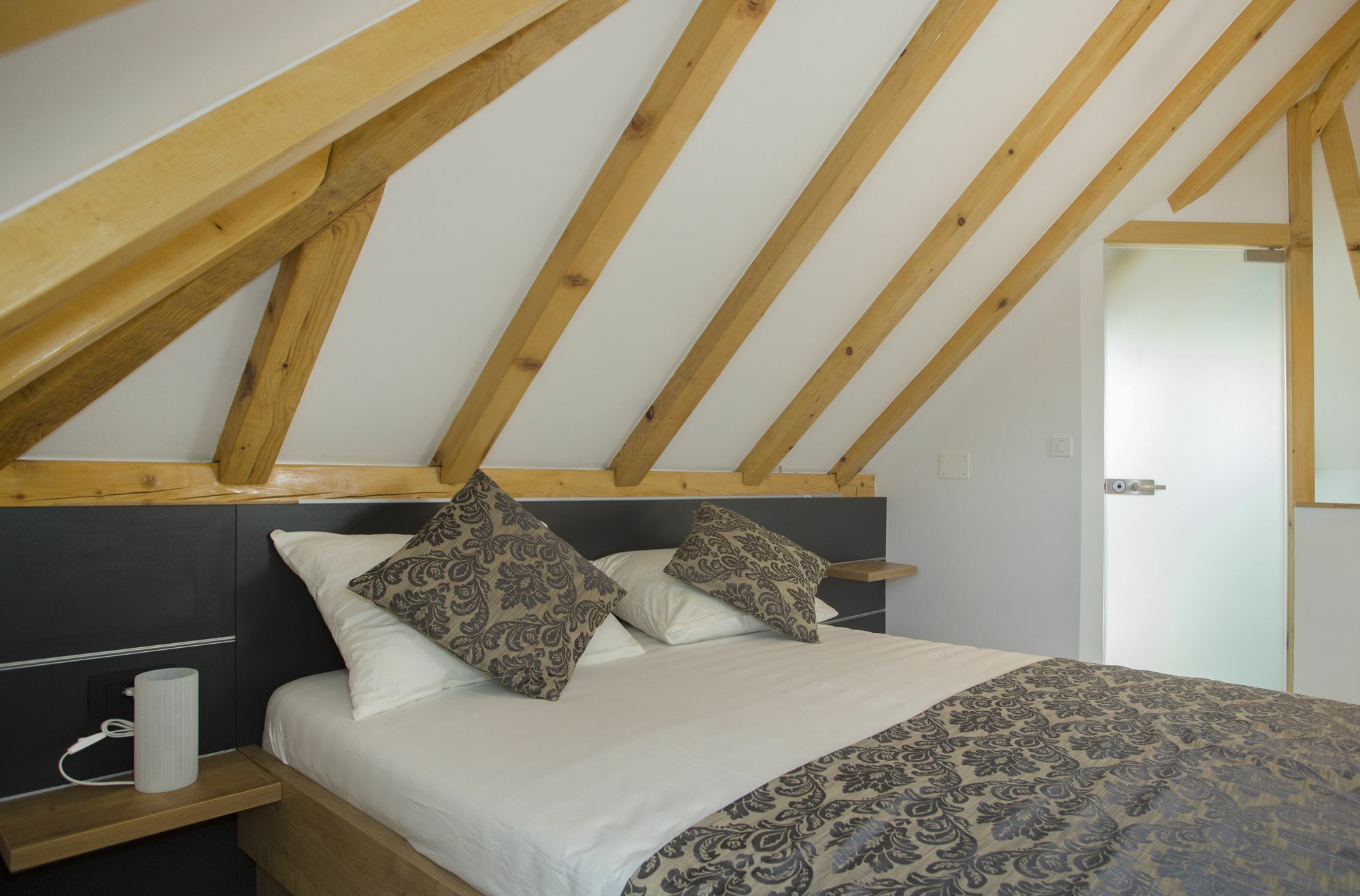 Situs Residence Сплит Экстерьер фото